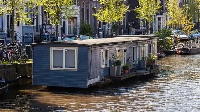 kennisbank airbnb woonboot 648x364 2066102a